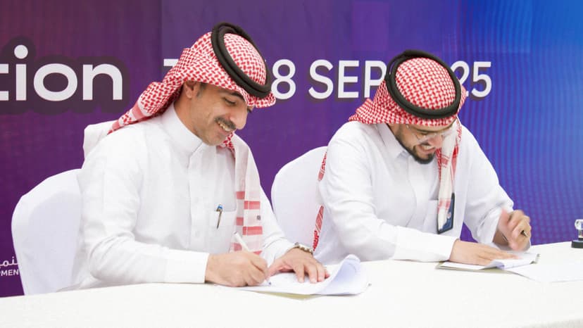 شراكة استراتيجية بين فرصة وتمكين وبصمة التطور لخدمات الأعمال